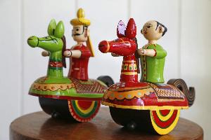 Varnam Crafts - Channapatna Toys: Product innovation by Varnam