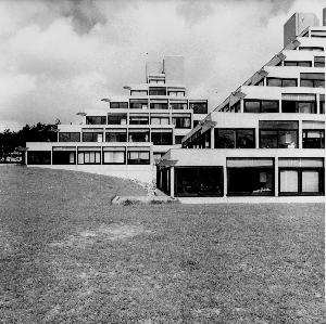Denys Louis Lasdun, Sir, Ch, Cbe, Ra, Nathan Lasdun (Father), Julie Lasdun (Mother)