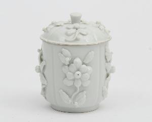 Wikioo.org - The Encyclopedia of Fine Arts - Artist, Painter  Mennecy Porcelain Manufactory