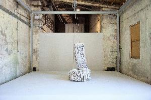Wikioo.org - The Encyclopedia of Fine Arts - Artist, Painter  Leung Chi Wo