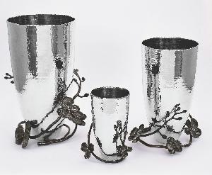 Wikioo.org - The Encyclopedia of Fine Arts - Artist, Painter  Michael Aram Wolohojian