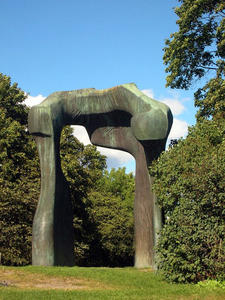 Henry Moore - Large Arch