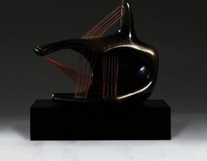 Henry Moore - Stringed Figure