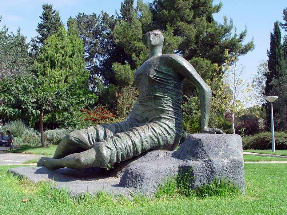 Wikioo.org - สารานุกรมวิจิตรศิลป์ - จิตรกรรม Henry Moore - Draped Seated Figure