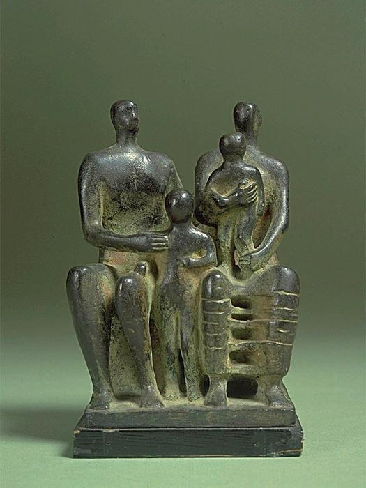 Wikioo.org - สารานุกรมวิจิตรศิลป์ - จิตรกรรม Henry Moore - Family Group, Maquette No. 4