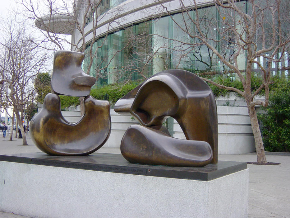 Wikioo.org - สารานุกรมวิจิตรศิลป์ - จิตรกรรม Henry Moore - HenryMoore5PieceFigure
