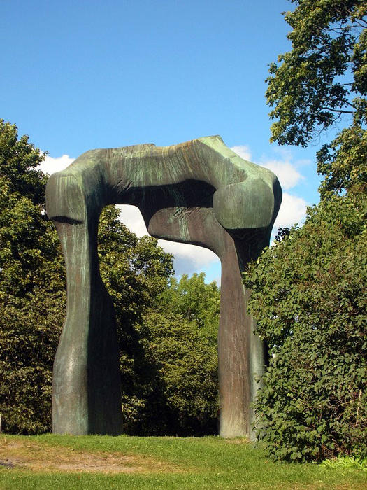 Wikioo.org - สารานุกรมวิจิตรศิลป์ - จิตรกรรม Henry Moore - Large Arch