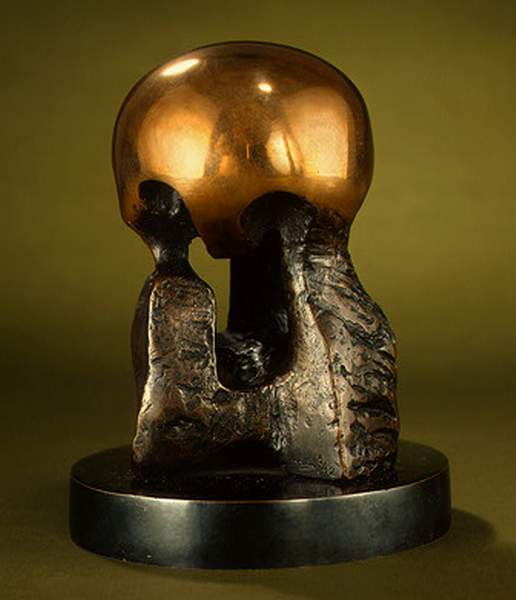 WikiOO.org - Encyclopedia of Fine Arts - Maleri, Artwork Henry Moore - Maquette for, Atom Piece