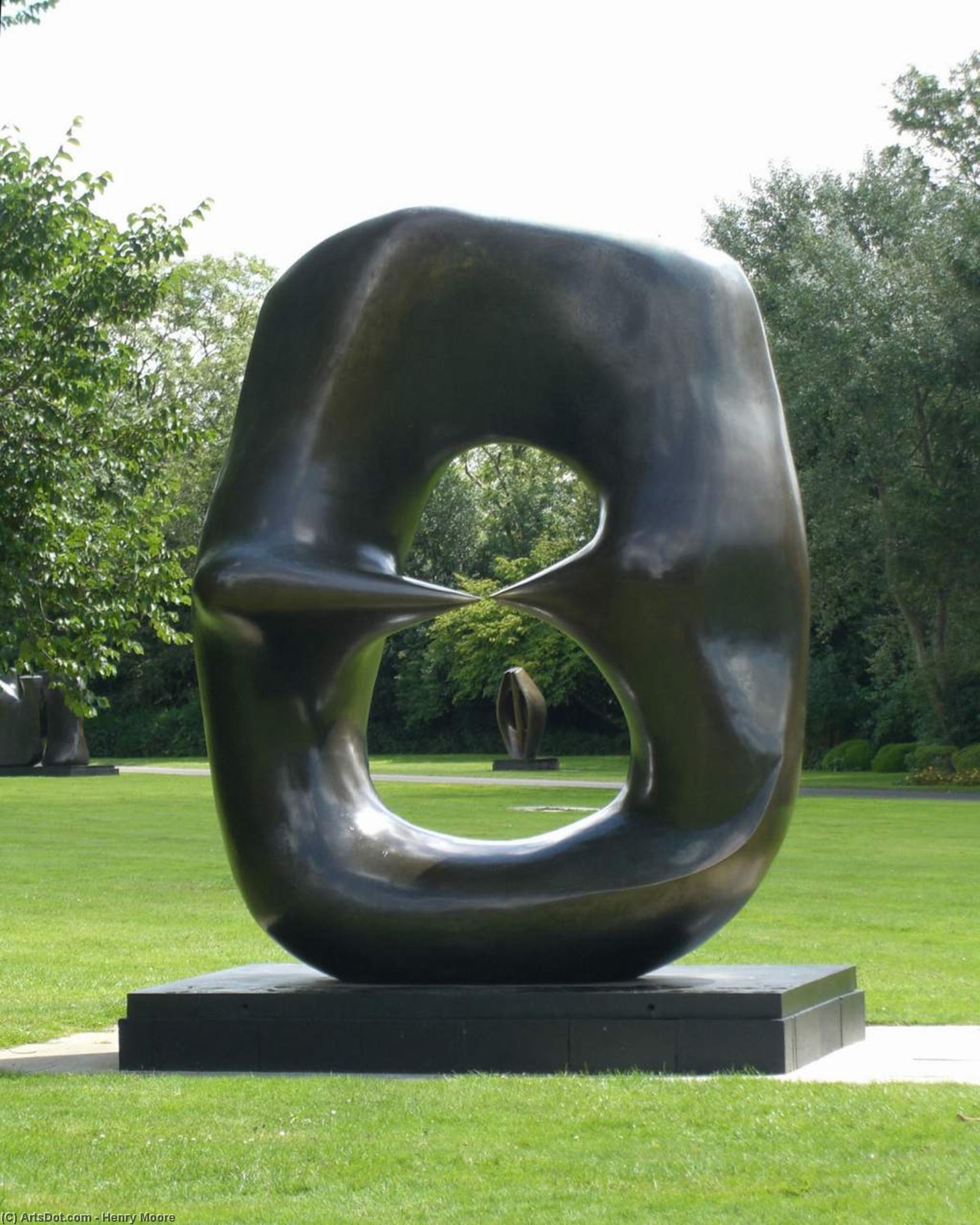 Wikioo.org – La Enciclopedia de las Bellas Artes - Pintura, Obras de arte de Henry Moore - Oval con Puntos