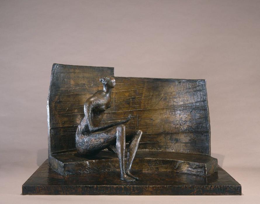 Wikioo.org – La Enciclopedia de las Bellas Artes - Pintura, Obras de arte de Henry Moore - Figura asentada contra  Curvo  pared