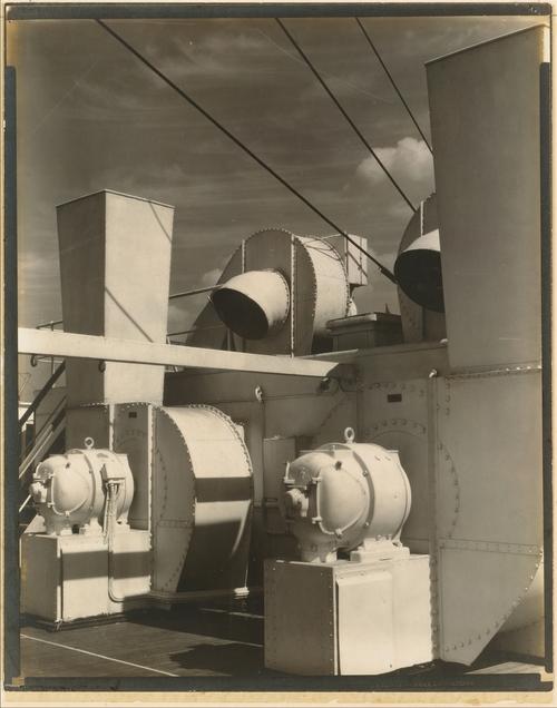 Wikioo.org - The Encyclopedia of Fine Arts - Painting, Artwork by Charles Rettew Sheeler Junior - Upper Deck