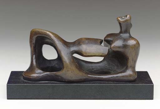 WikiOO.org - Encyclopedia of Fine Arts - Maalaus, taideteos Henry Moore - Reclining Figure 4