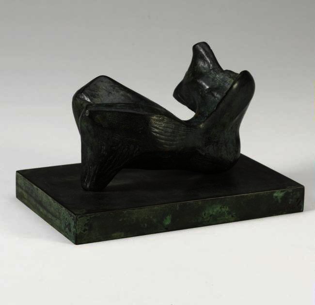 WikiOO.org - Encyclopedia of Fine Arts - Maalaus, taideteos Henry Moore - Reclining Figure. Points