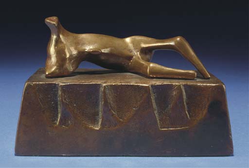 Wikioo.org - The Encyclopedia of Fine Arts - Painting, Artwork by Henry Moore - Reclining Figure; Wedge Base