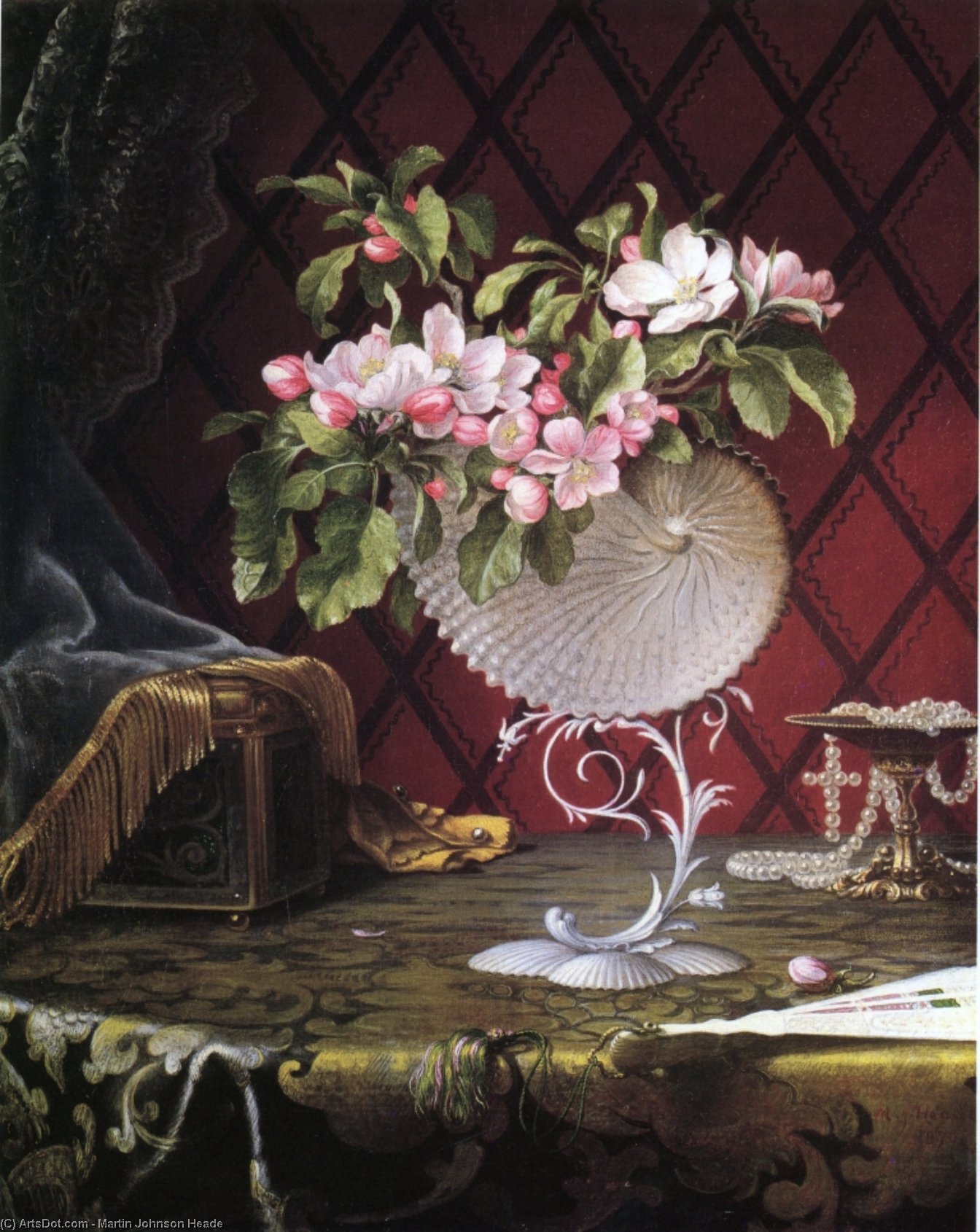 Wikioo.org - The Encyclopedia of Fine Arts - Painting, Artwork by Martin Johnson Heade - Still Life with Apple Blossoms in a Nautilus Shell