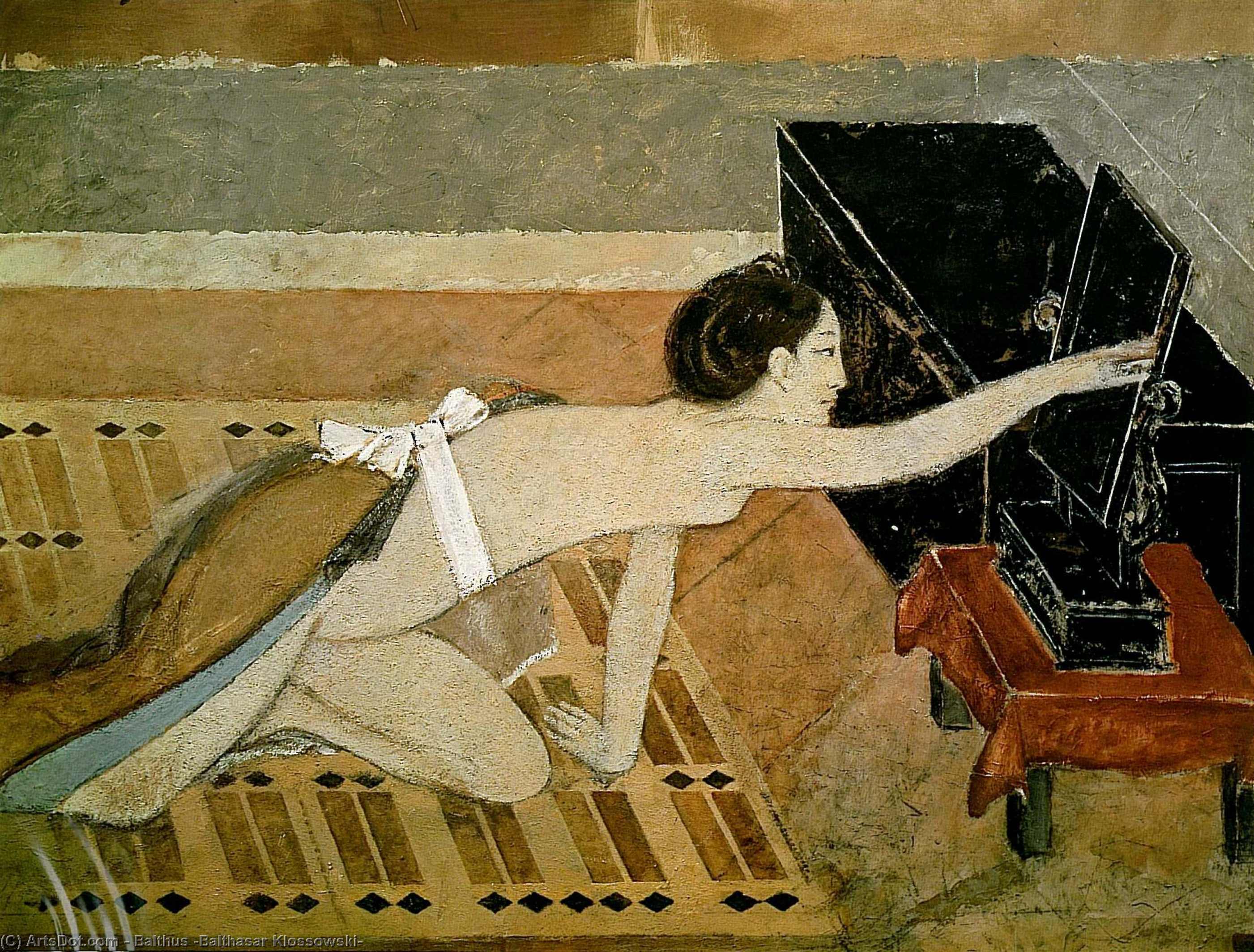 Wikioo.org - The Encyclopedia of Fine Arts - Painting, Artwork by Balthus (Balthasar Klossowski) - Japanese Girl with a Black Mirror