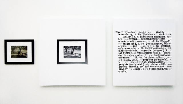 WikiOO.org - Encyclopedia of Fine Arts - Maleri, Artwork Joseph Kosuth - One and three photograph English-German