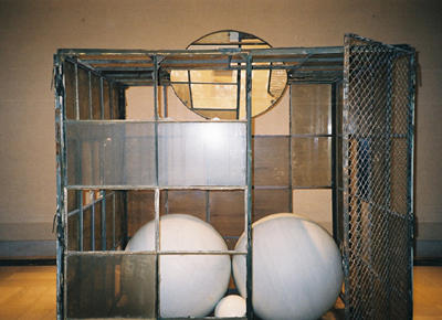 Wikioo.org - The Encyclopedia of Fine Arts - Painting, Artwork by Louise Joséphine Bourgeois - Cell 3, White Marble Spheres