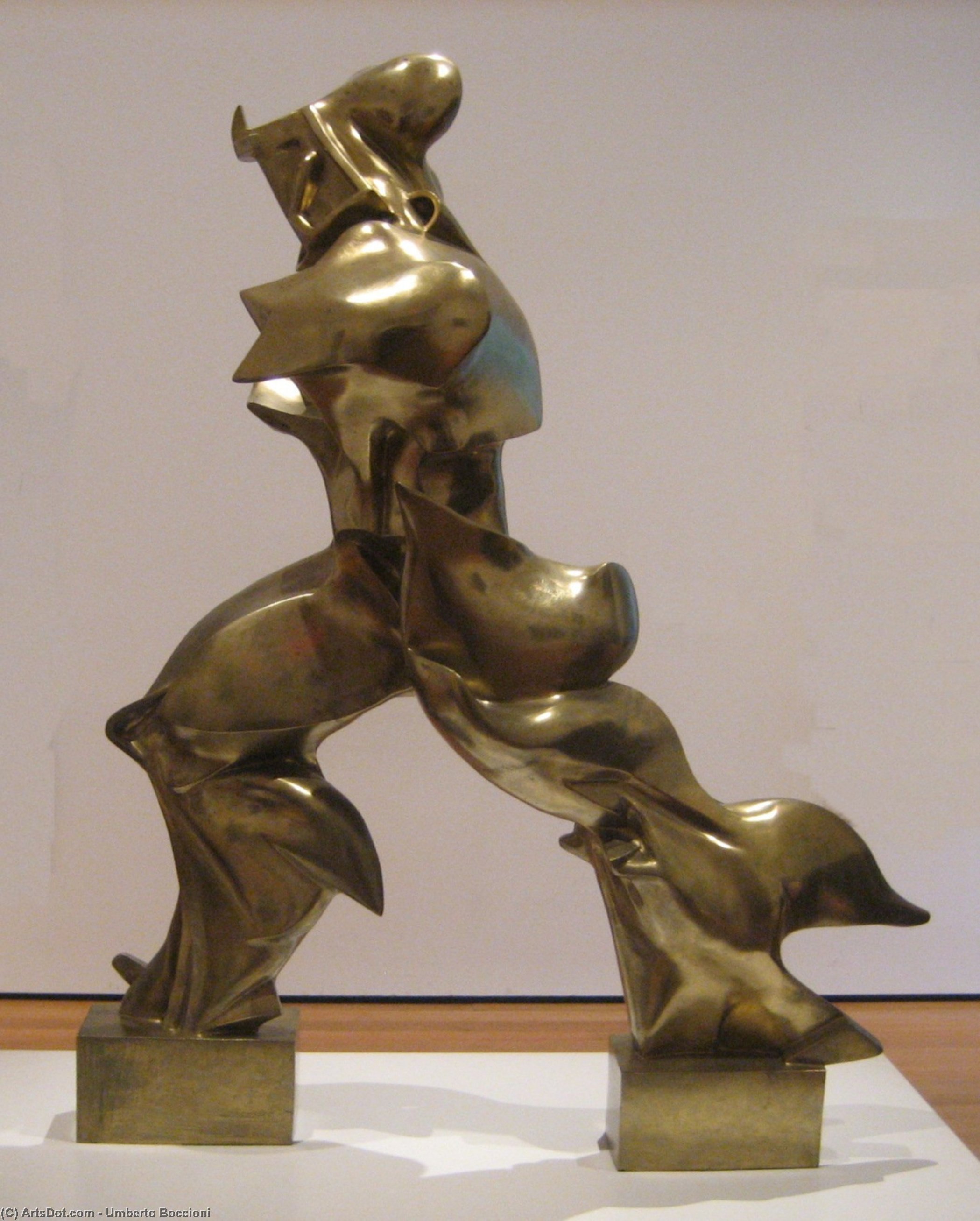 WikiOO.org - 백과 사전 - 회화, 삽화 Umberto Boccioni - Unique Forms of Continuity in Space