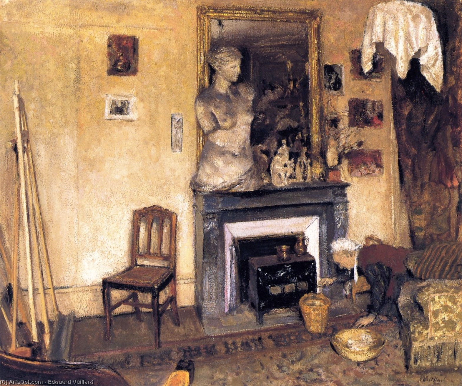 Wikioo.org - The Encyclopedia of Fine Arts - Painting, Artwork by Jean Edouard Vuillard - Madame Vuillard Lighting the Stove