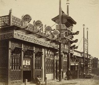 WikiOO.org - Encyclopedia of Fine Arts - Lukisan, Artwork Felice Beato - Shops and Street, Chinese City of Peking