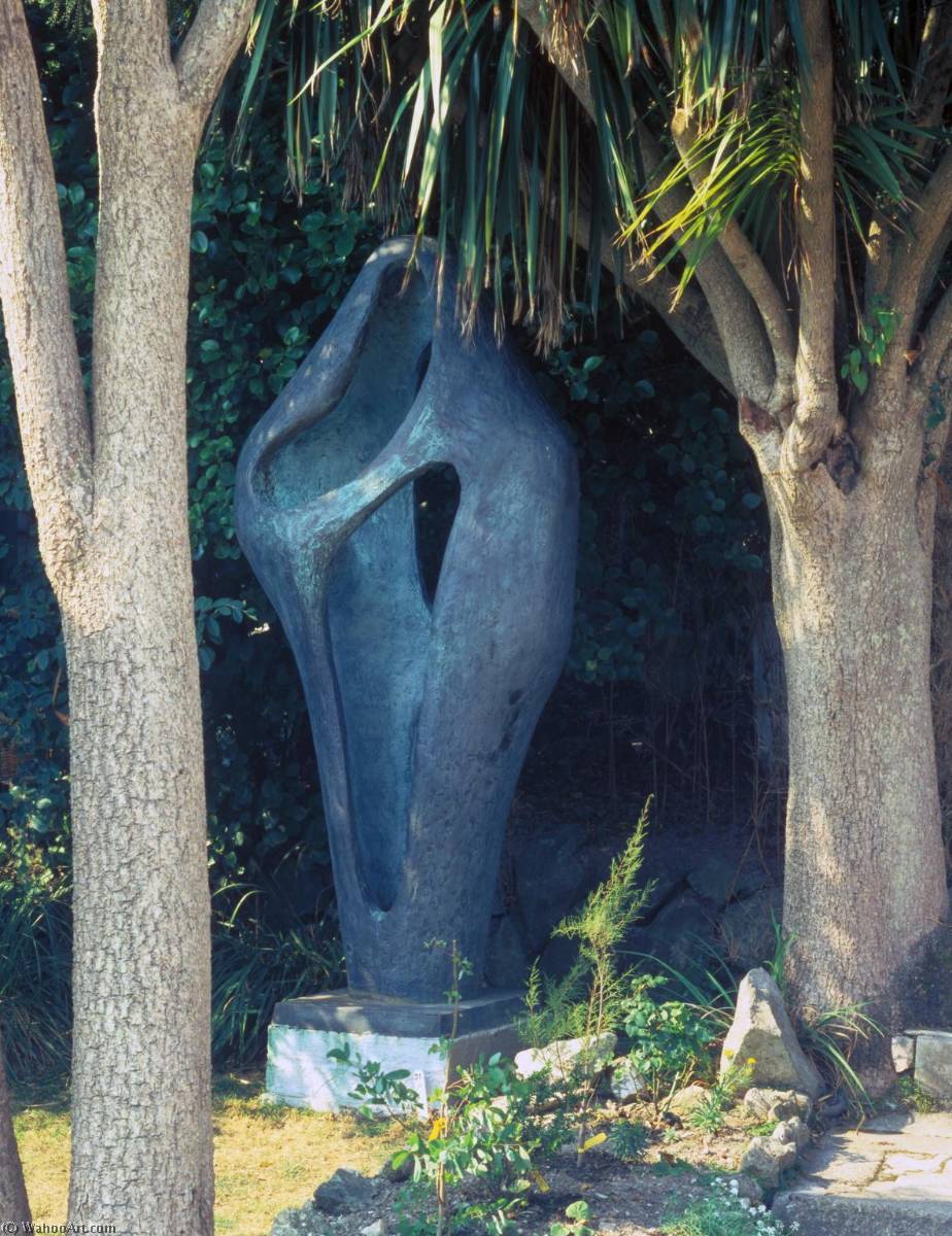 Wikioo.org - The Encyclopedia of Fine Arts - Painting, Artwork by Dame Barbara Hepworth - Figure for Landscape