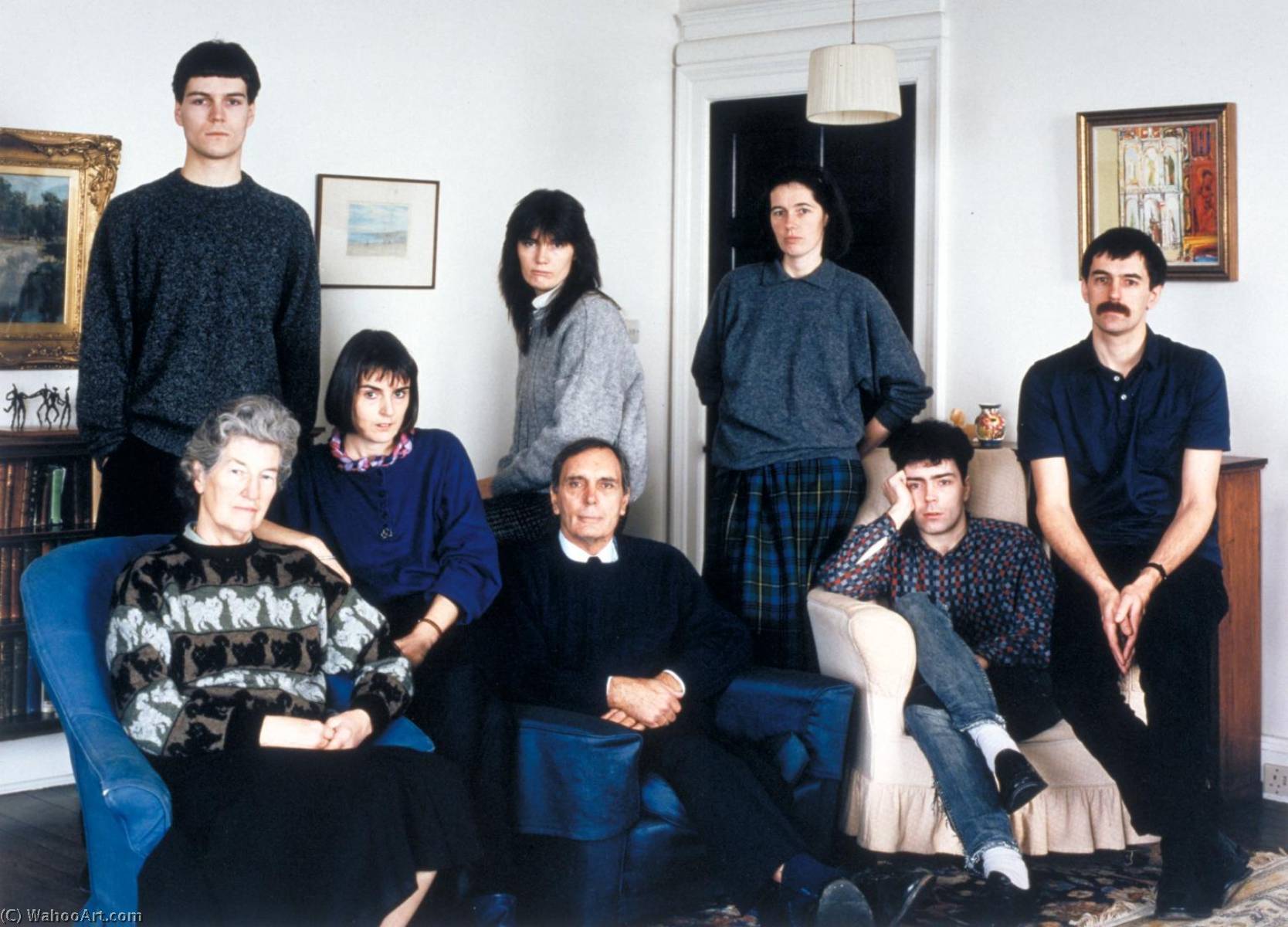 Wikioo.org - สารานุกรมวิจิตรศิลป์ - จิตรกรรม Thomas Struth - The Smith Family, Fife, Scotland 1989