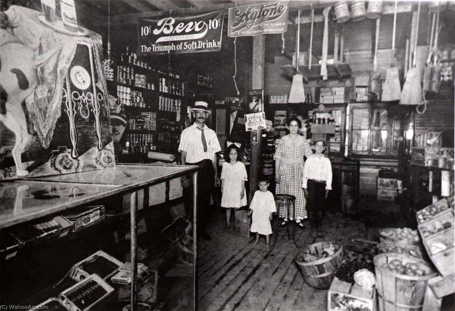 WikiOO.org - Encyclopedia of Fine Arts - Målning, konstverk Betty Tichich - Mencacci Family in store at 21st Street and Avenue O 1 2, ca. 1910, from The Corner Stores of Galveston, Galveston County Cultural Arts Council