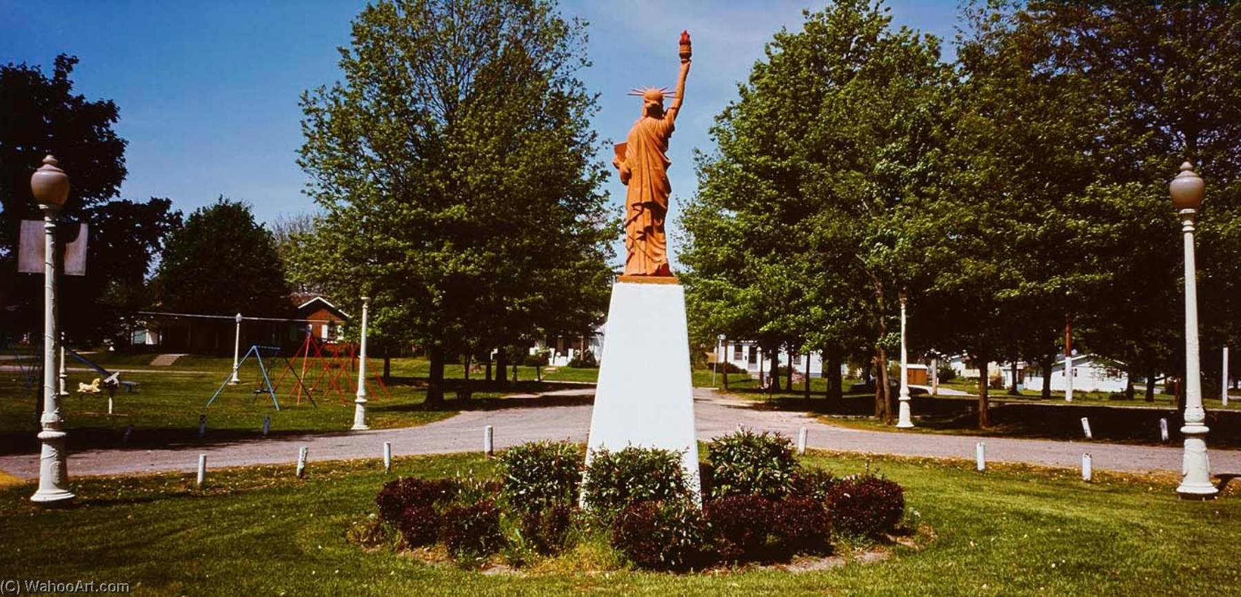 WikiOO.org - Enciclopedia of Fine Arts - Pictura, lucrări de artă Arthur Taussig - Statue of Liberty, Salisbury, Missouri, from the portfolio Statues of Liberty