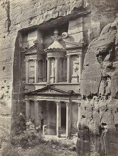 Wikioo.org - The Encyclopedia of Fine Arts - Painting, Artwork by Francis Frith - El Khusne, The Rock Temple, Petra ( 547)