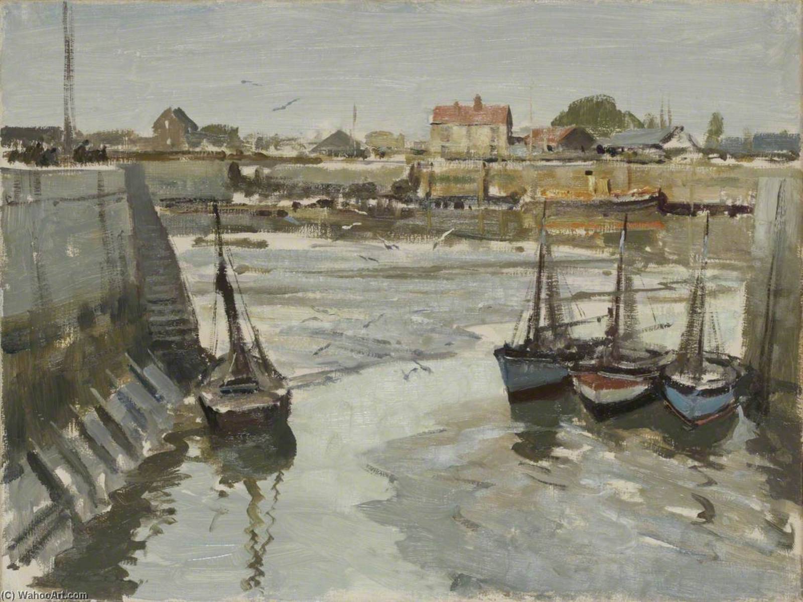 Wikioo.org - The Encyclopedia of Fine Arts - Painting, Artwork by Edward Brian Seago - Fishing Boats on the Mud, Honfleur, France