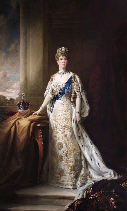 Wikioo.org - The Encyclopedia of Fine Arts - Painting, Artwork by Henry Macbeth Raeburn - Queen Mary (1867–1953), Consort to George V (after William Samuel Henry Llewellyn)
