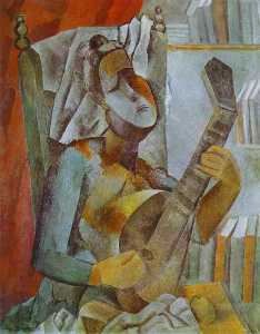 Женщина играет на мандолине