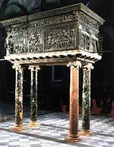 Pulpit (on the right)