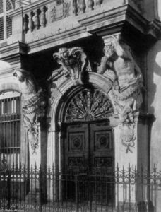 Door of the Hôtel de Ville at Toulon