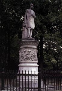 Monumento al Rey Federico Guillermo III de Prusia