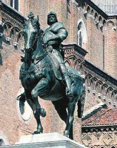 コッレオーニの騎馬像