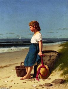 年轻的女孩 在  的  海边