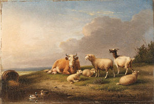 Schafe und eine Kuh Beweidung auf einem Hang