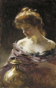 femme avec un laiton urne