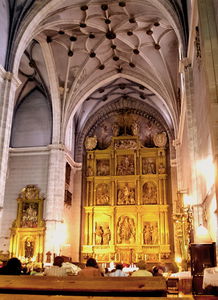 Interior De La Iglesia Parroquial De Santa María Magdalena Mirando Hacia La Capilla Mayor, Con El Retablo De Esteban Jordán