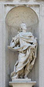Statua Di Sant'osvaldo Di Giuseppe Torretti Sulla Facciata Della Chiesa Di San Stae A Venezia