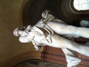 Galatea, statua in stucco marmorizzato.