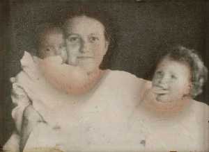 Untitled (Helen Cornell with daughters Elizabeth and Helen