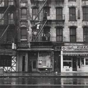 摄影 芭蕾舞 , 执行  在 充分 保证 12 激浪 音乐会 , Fluxhall , 359 运河 街道 , 纽约 , 3月3日 1964