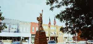statue von freiheit , Leon , Iowa , aus dem portfolio Statuen Freiheit