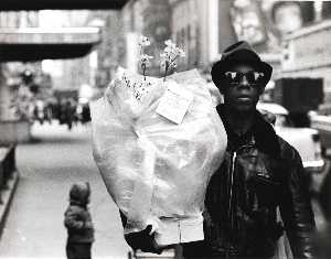 Flower Messenger, Times Square