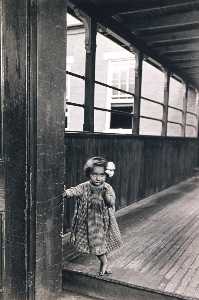 Piccolo Orfano Annie in un Pittsburgh Istituzione